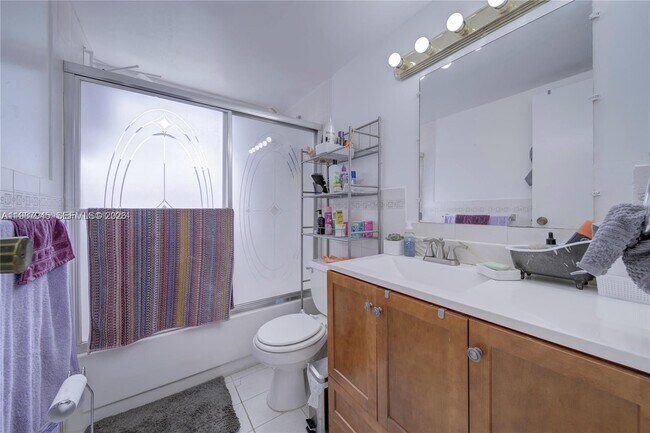 Building Photo - 14140 SW 84th St