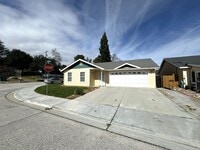 Building Photo - 5805 Teresa St