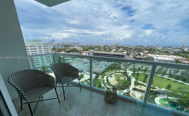 Building Photo - 650 West Ave