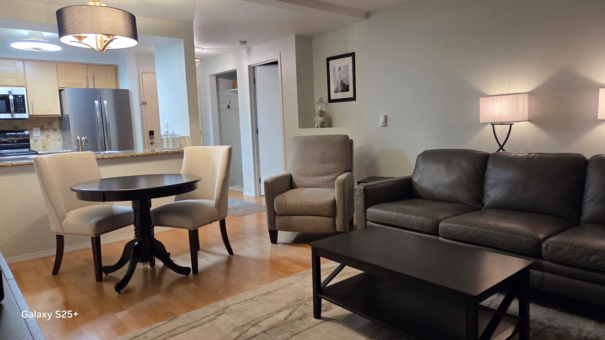 Building Photo - 6970 California Ave SW