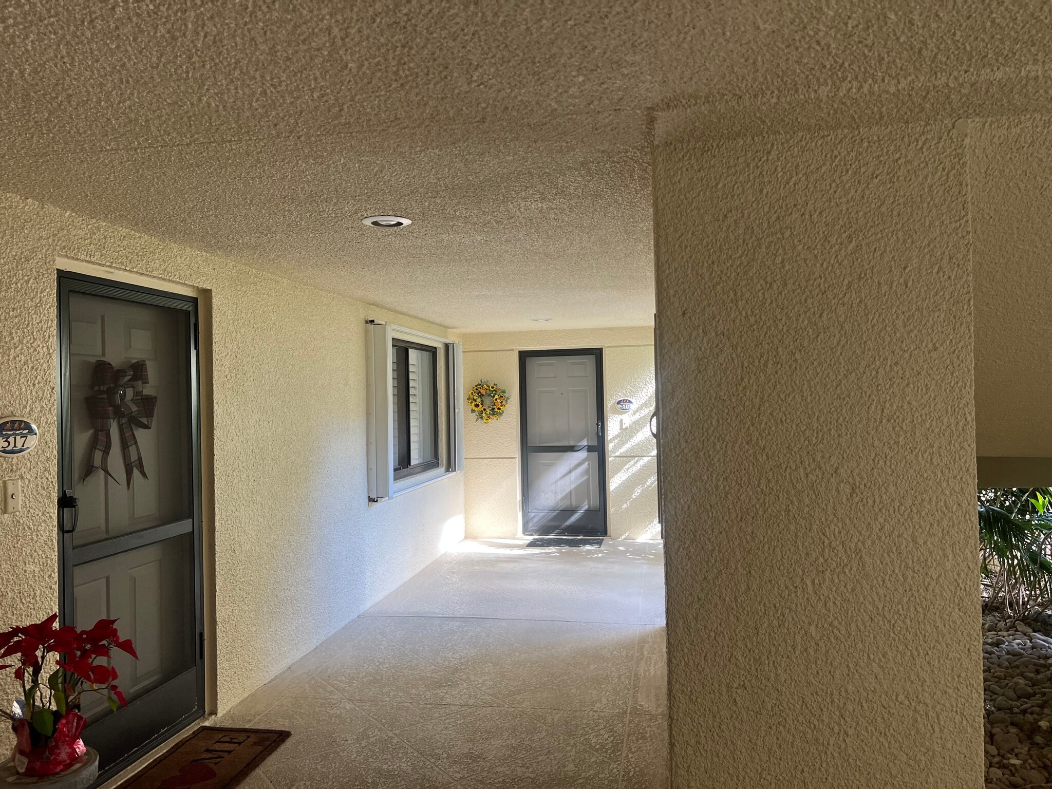 Building Photo - 346 Oak Harbour Dr