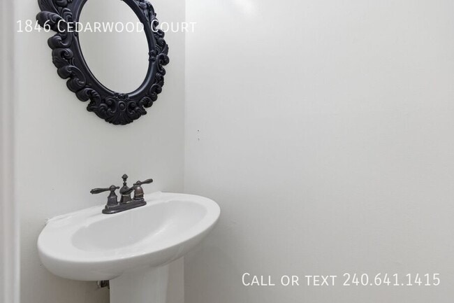 Building Photo - 1846 Cedarwood Ct