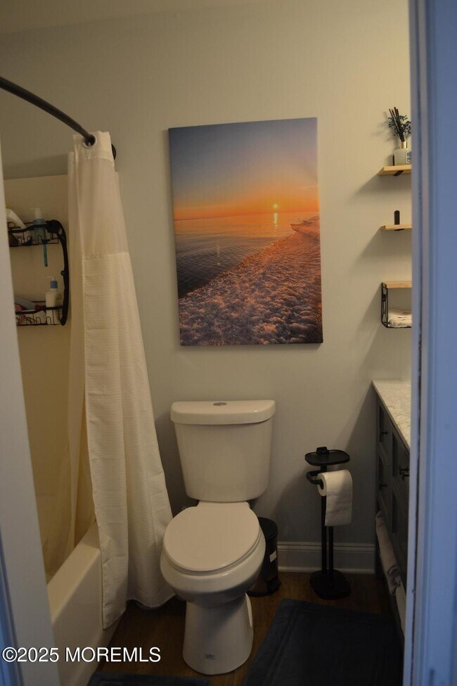 Building Photo - 123 Spinnaker Ave