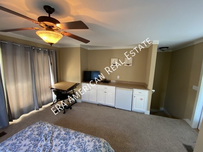 Building Photo - 123 Woody Wagon Way