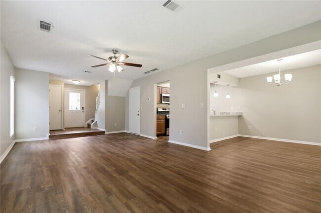 Building Photo - 1598 Esquire Pl NW
