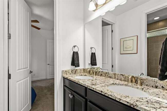 Building Photo - 128 Short Bush Pass