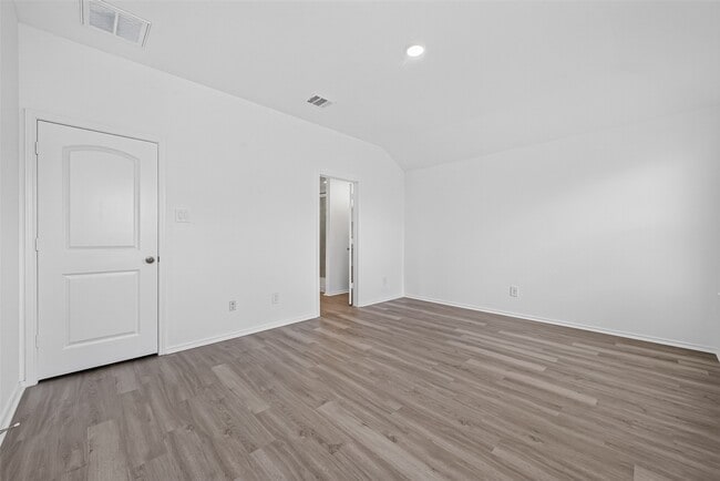 Building Photo - 14556 Lily Plns Dr