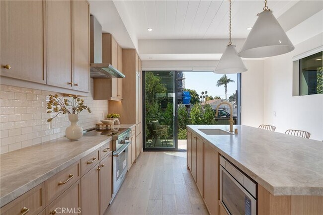 Building Photo - 11825 Tennessee Ave