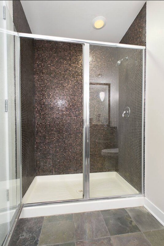 Building Photo - 673 W Wayman St