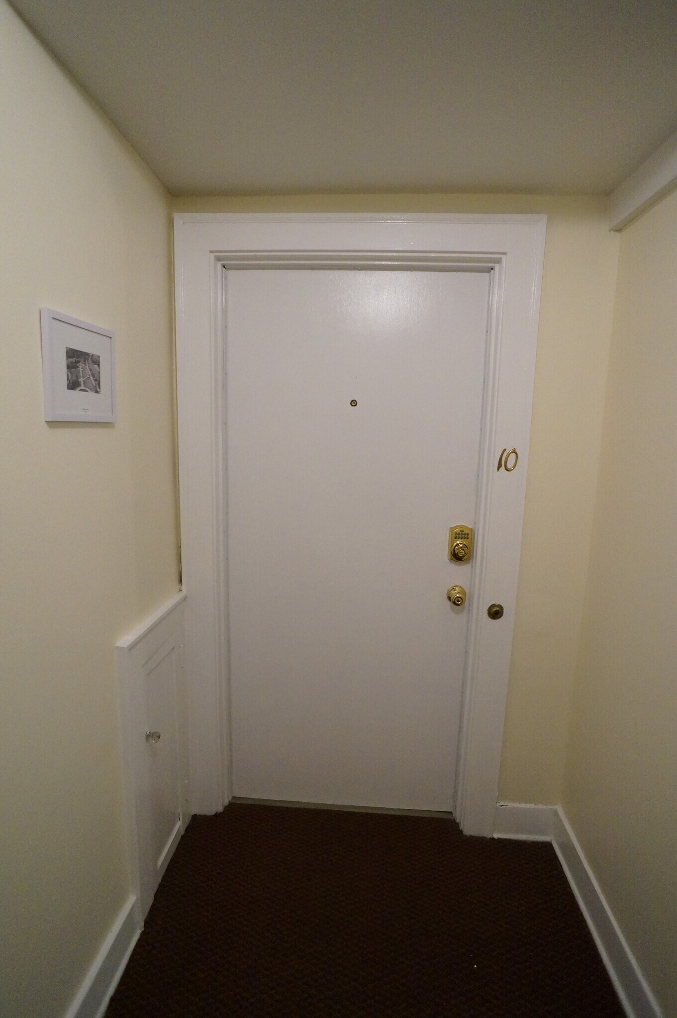 Building Photo - 766 Belmont Ave E