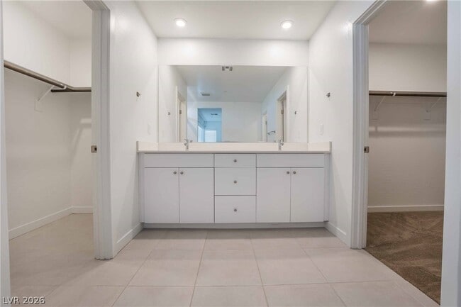 Building Photo - 9228 Desert Pearl Ave