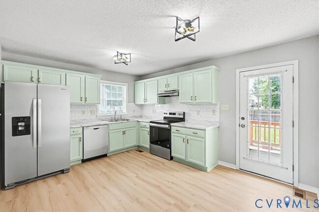 Building Photo - 10017 Chartwood Ct