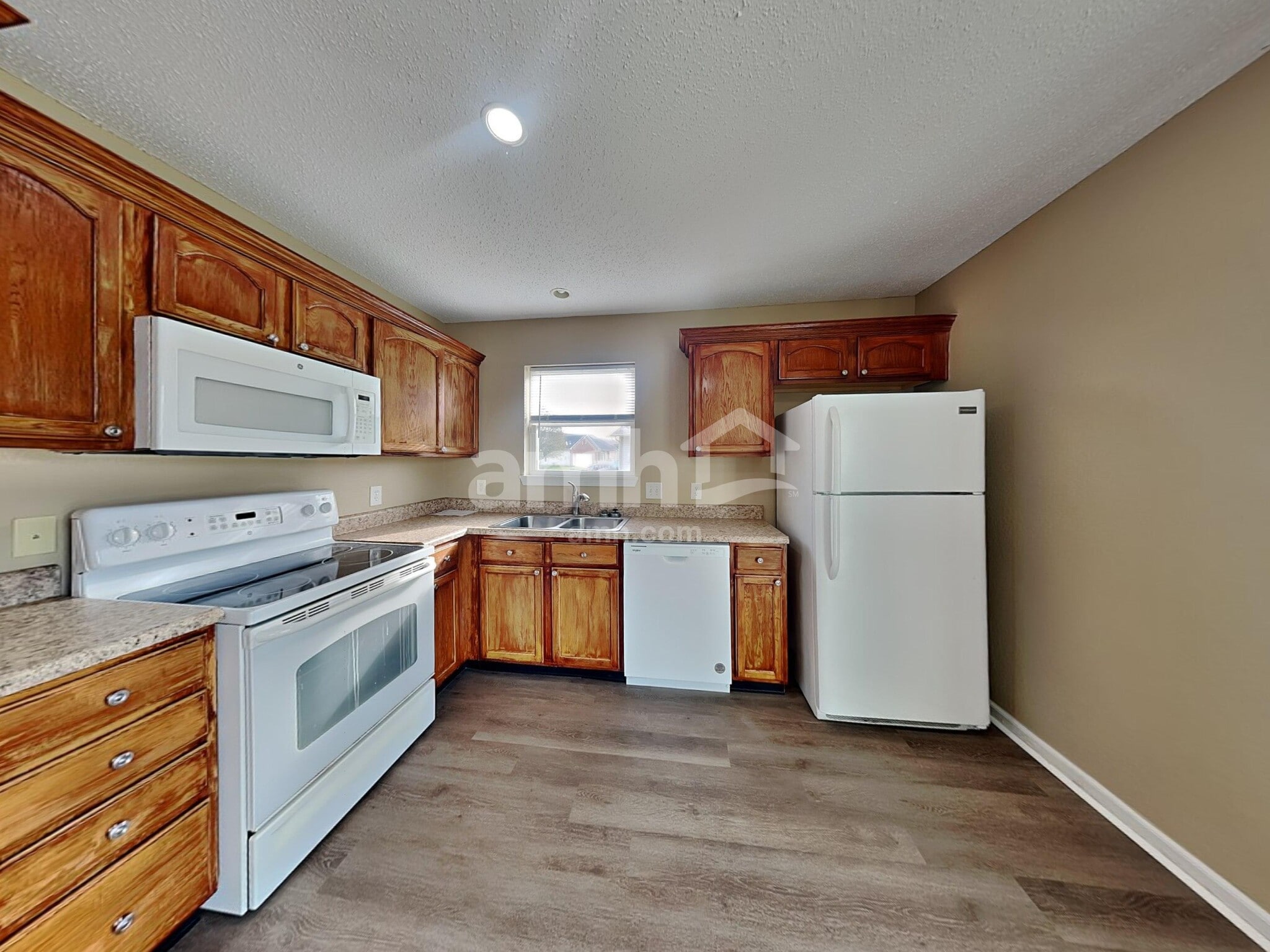 Building Photo - 5440 Shamus Dr