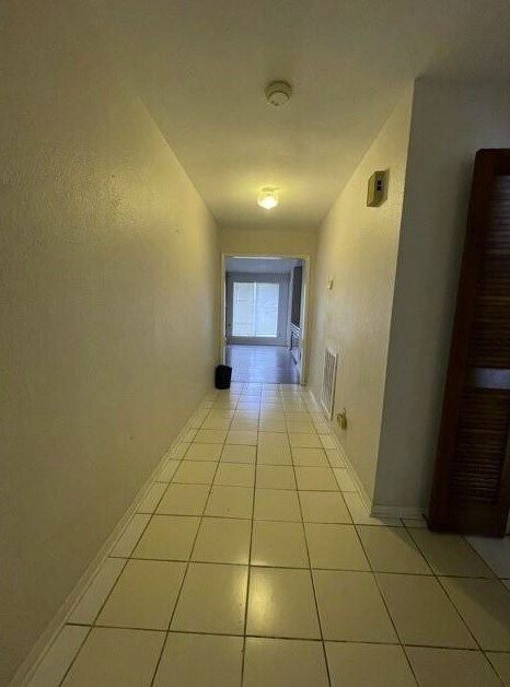 Building Photo - 10202 Pebble Park Ln
