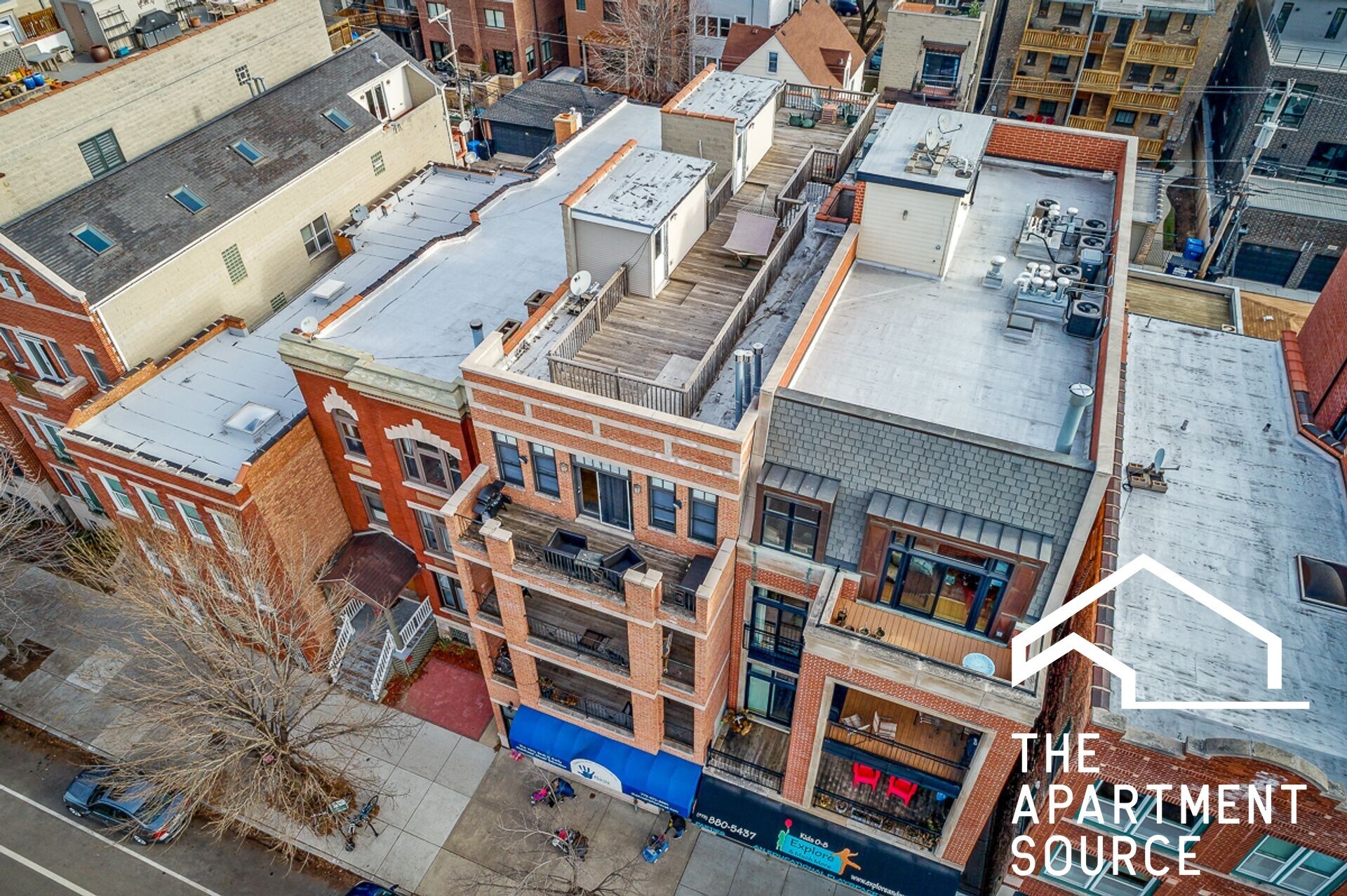 Building Photo - 3827 N Southport Ave