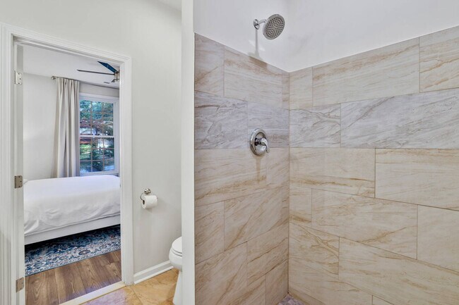 Building Photo - 193 Scarlet Oak Dr