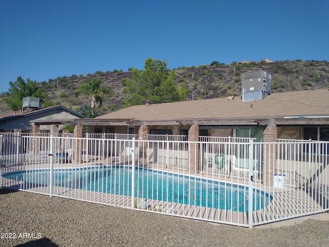 Building Photo - 13802 N 17th Ave