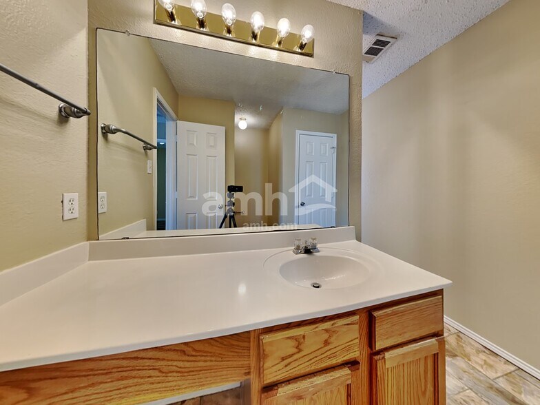 Building Photo - 4161 Jenny Lake Trail