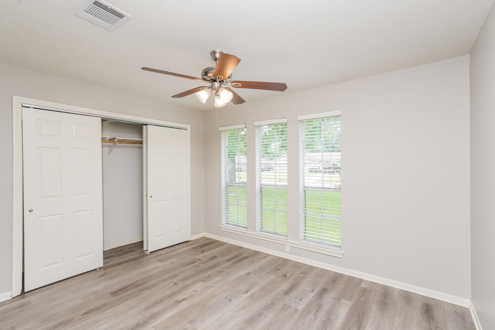 Building Photo - 332 Coventry Ln