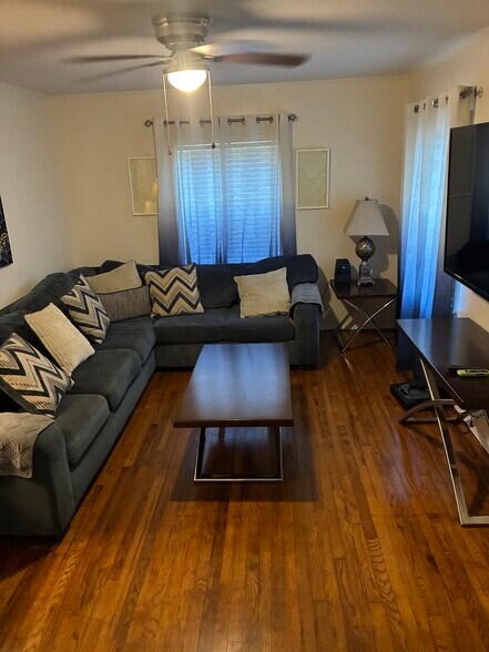 Living Room Area - 1961 Pleasant Ave