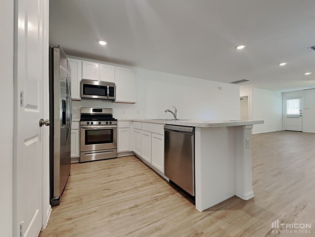 Building Photo - 18622 Rosehill Pr Dr