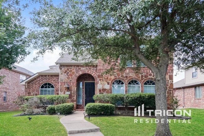 Primary Photo - 2785 Greenway Dr