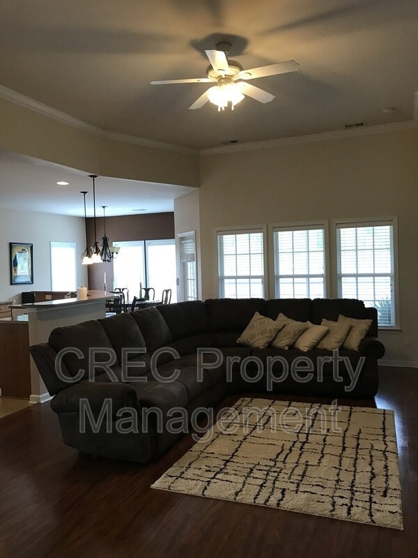 Building Photo - 272 Mayfield Dr