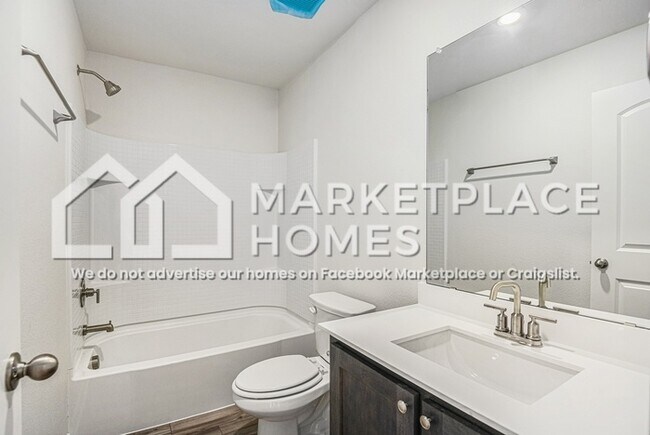 Building Photo - 10828 Gray Mare Dr