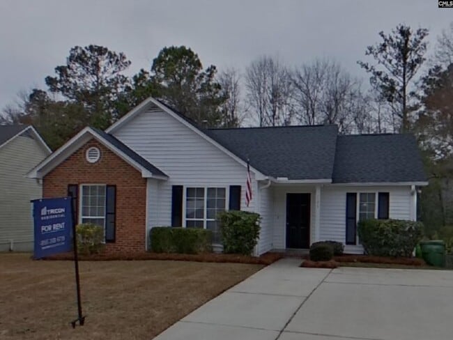 Primary Photo - 121 Green Rose Rd