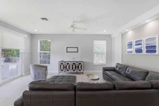 Building Photo - 11750 Bayfield Dr