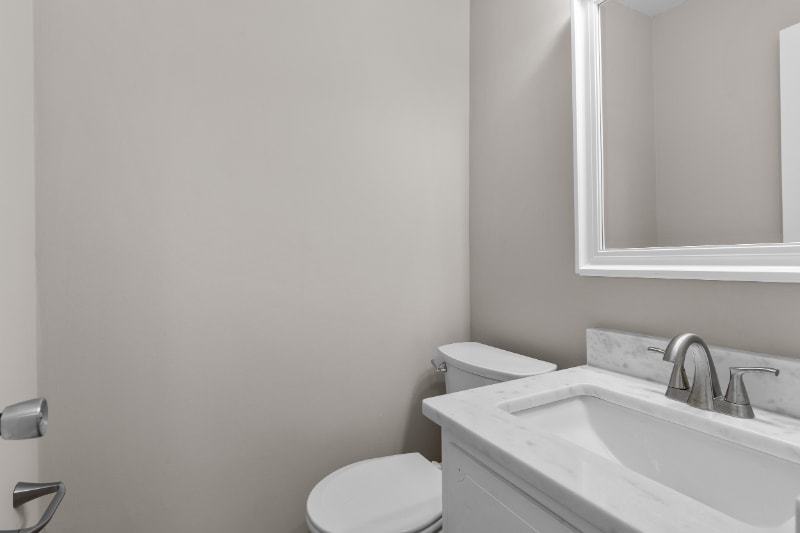 Building Photo - 6201 Hagan-Stone Park Rd