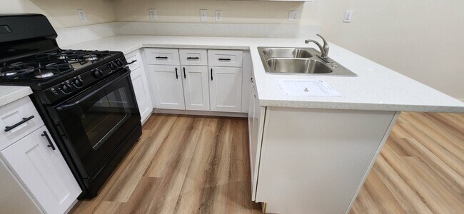 Building Photo - 1417 N Pennsylvania Ave