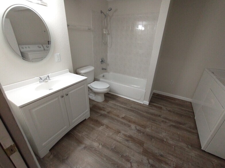 Basement Bath - 2225 Andrew Dr