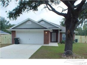 Building Photo - 6737 Summit Dr