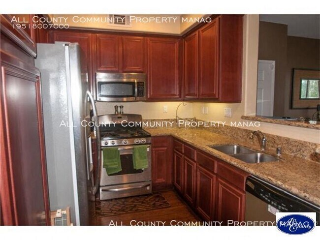 Building Photo - 31074 Strawberry Tree Ln