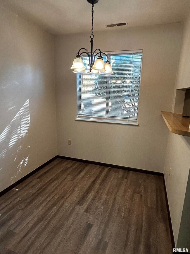 Building Photo - 3428 W Richwoods Blvd