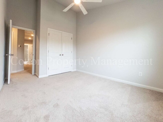 Building Photo - 7626 Knightbell Cir