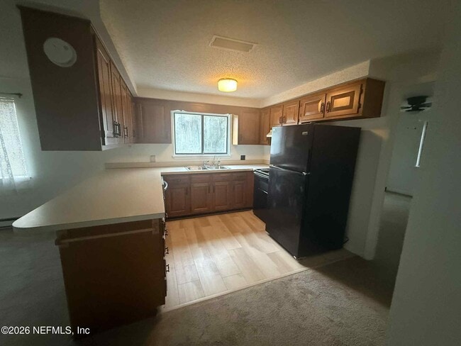 Building Photo - 104 Park Ave