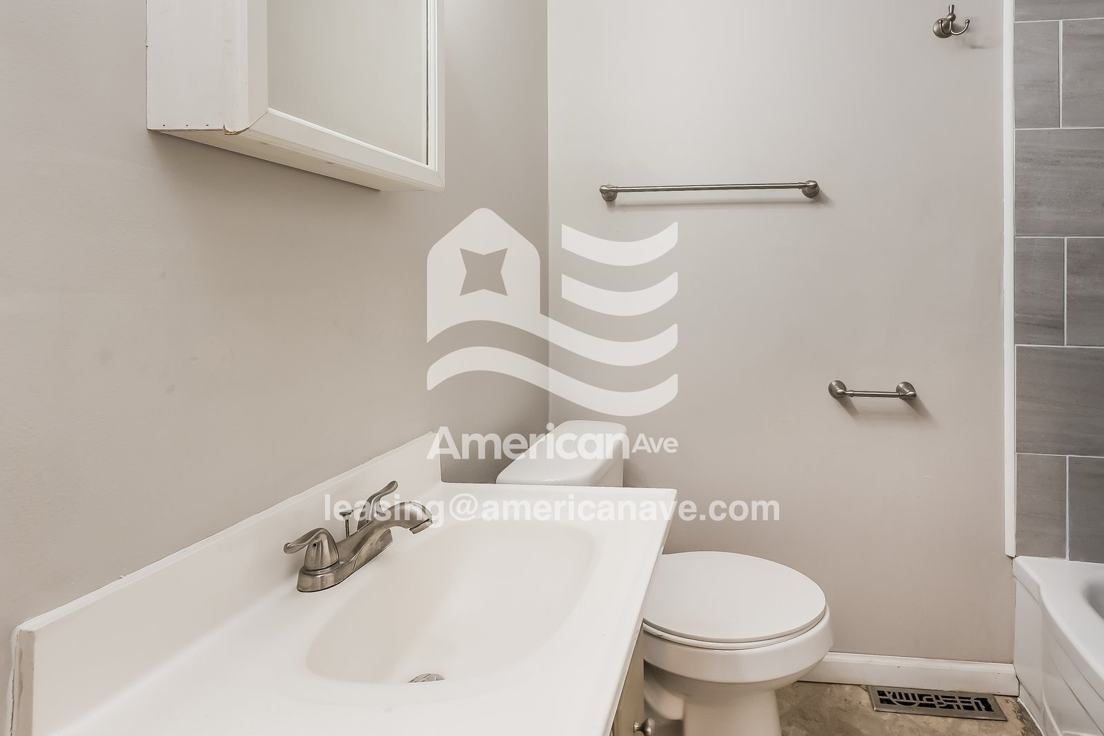 Building Photo - 27312 Ridgewood St