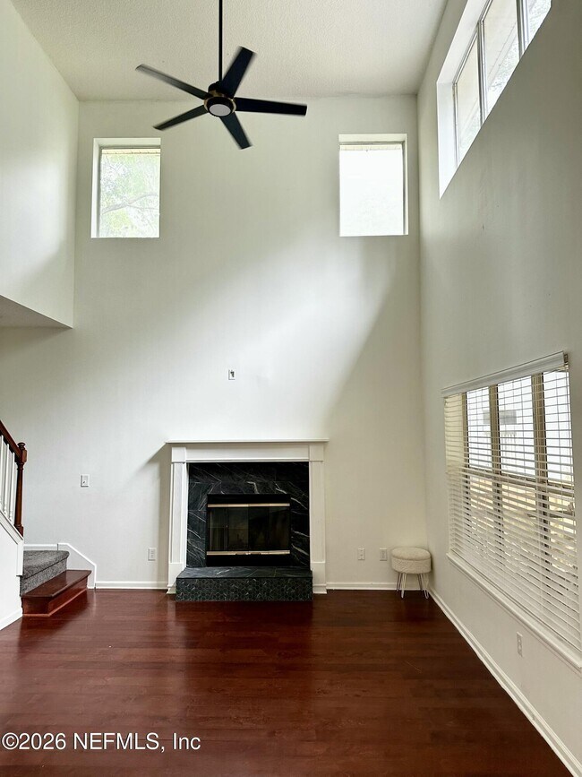 Building Photo - 2298 Huckins Ct