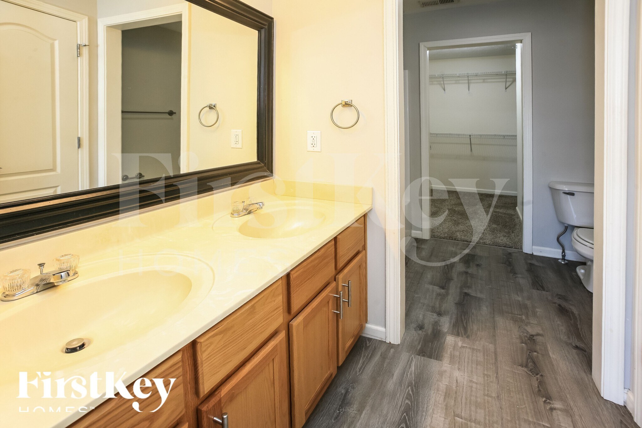 Building Photo - 3041 Sholty Ct