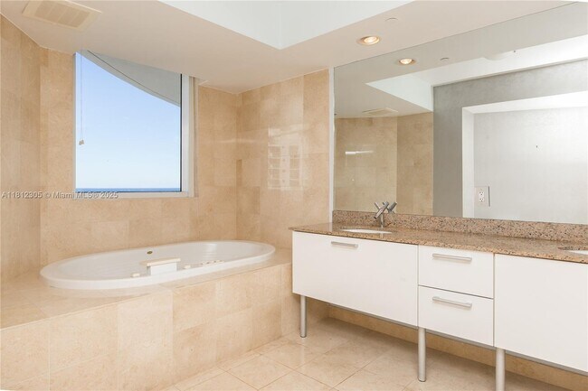 Building Photo - 17201 Collins Ave