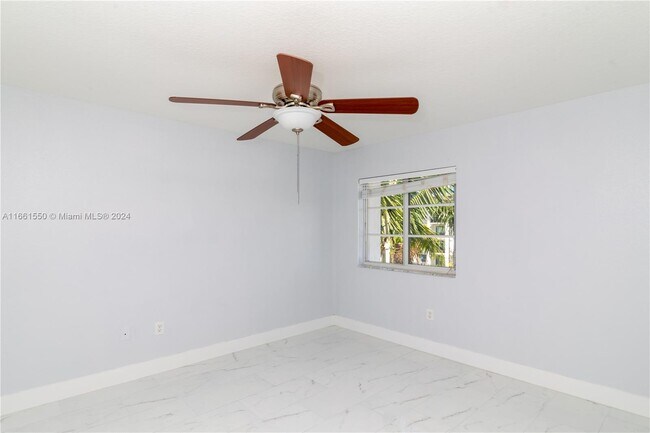 Building Photo - 12430 SW 50th St
