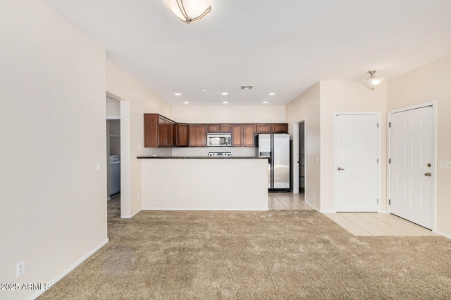 Building Photo - 12050 N Panorama Dr
