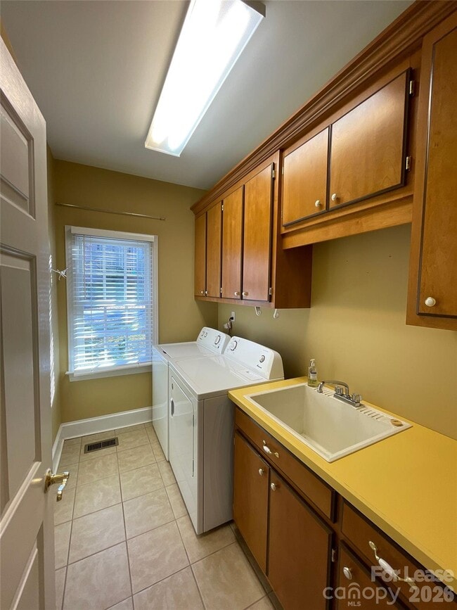 Building Photo - 3602 French Woods Rd