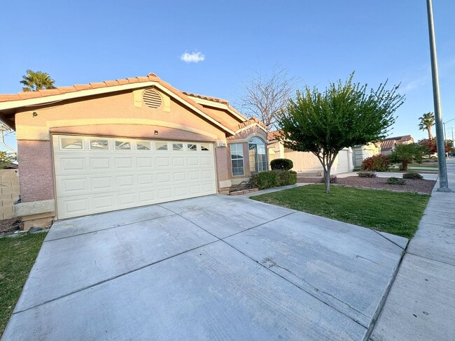 Building Photo - Fully renovated with a contemporary flair ...