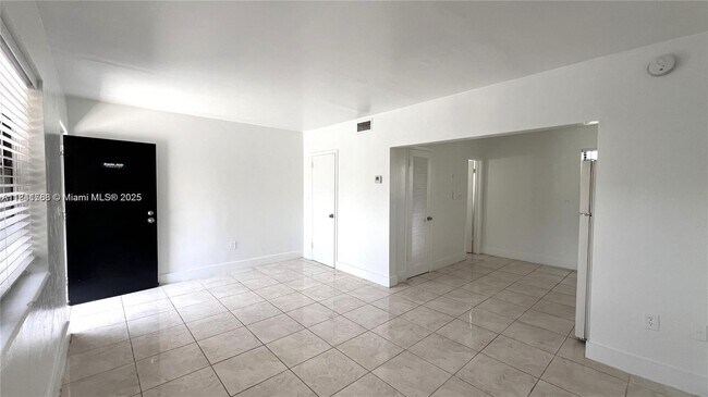 Building Photo - 3711 NW 24th Ave