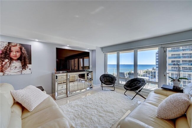 Building Photo - 4100 Galt Ocean Dr