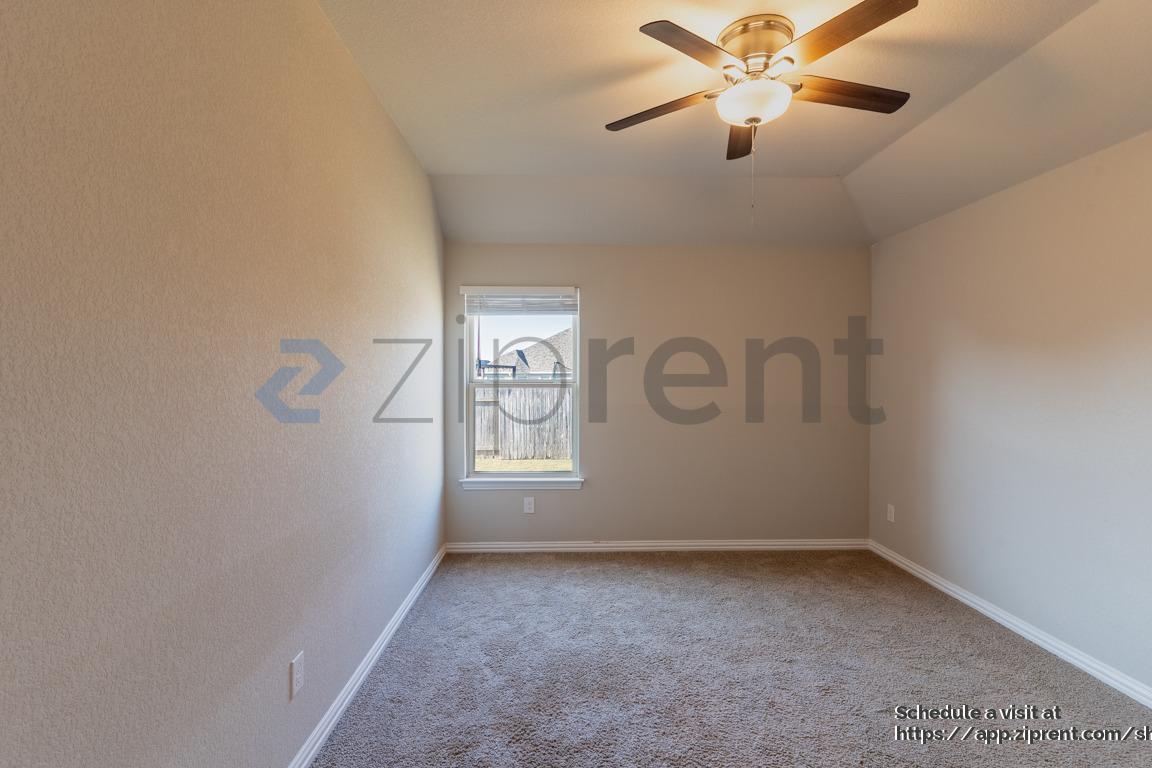 Building Photo - 20020 Rhiannon Ln