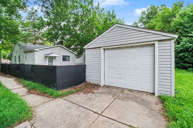 Building Photo - Stop scrolling—your dream rental just hit the market!